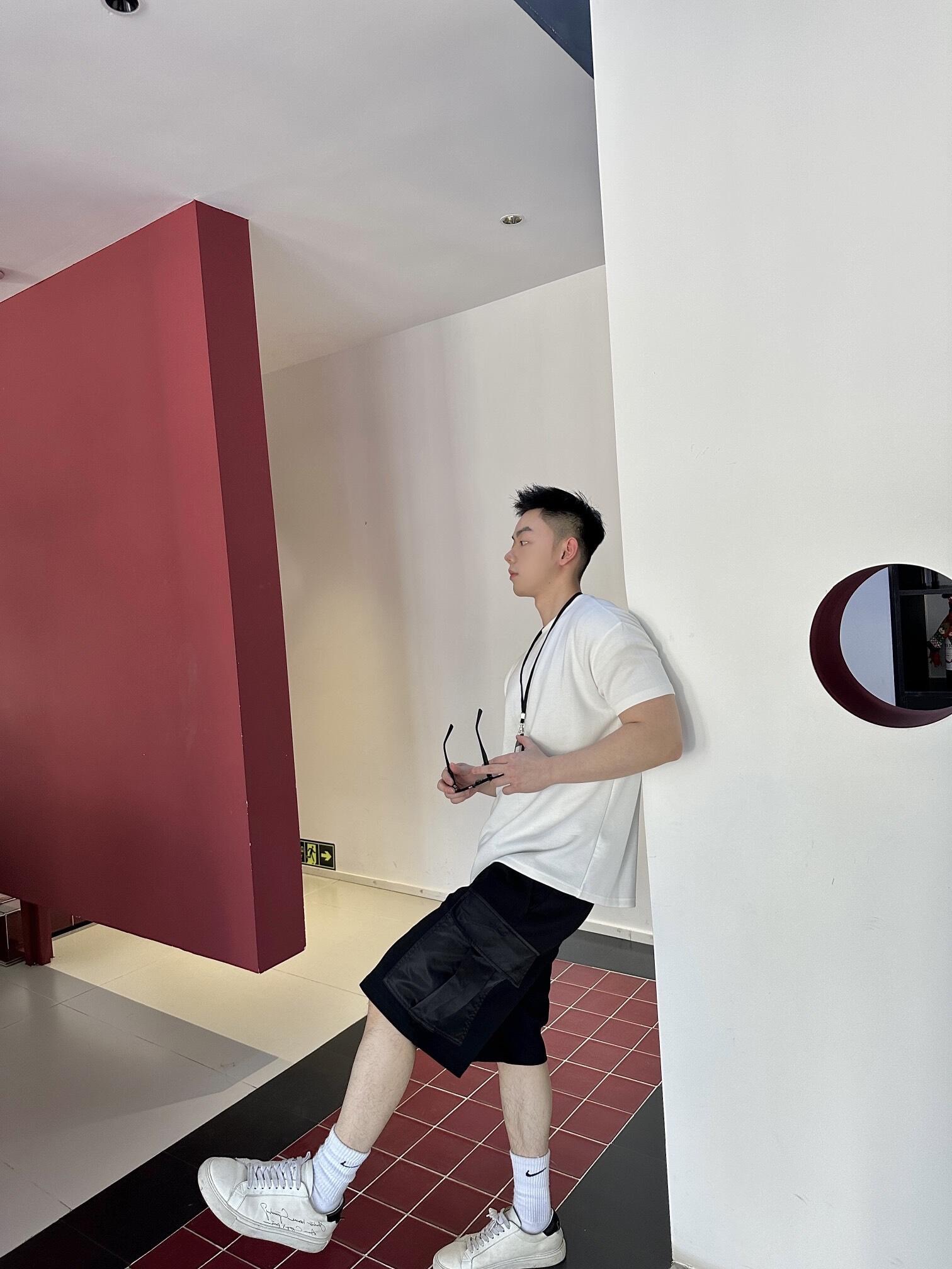 03304a2595cde.jpg