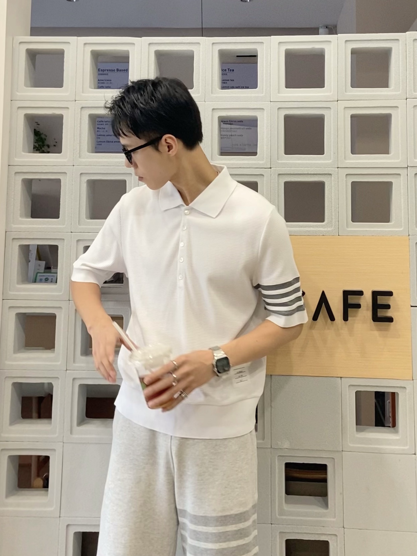 0c8ac76a187a2.jpg