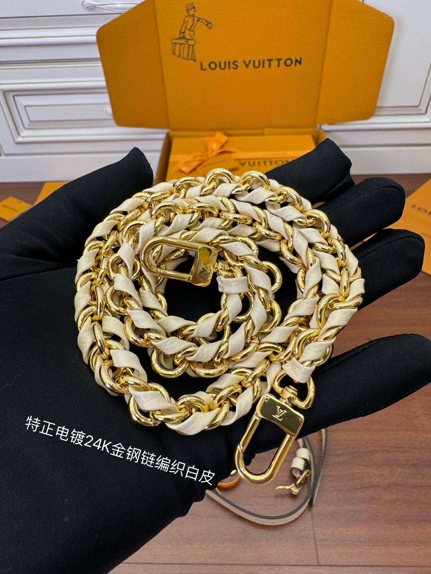 1a7acc5a513f1.jpg