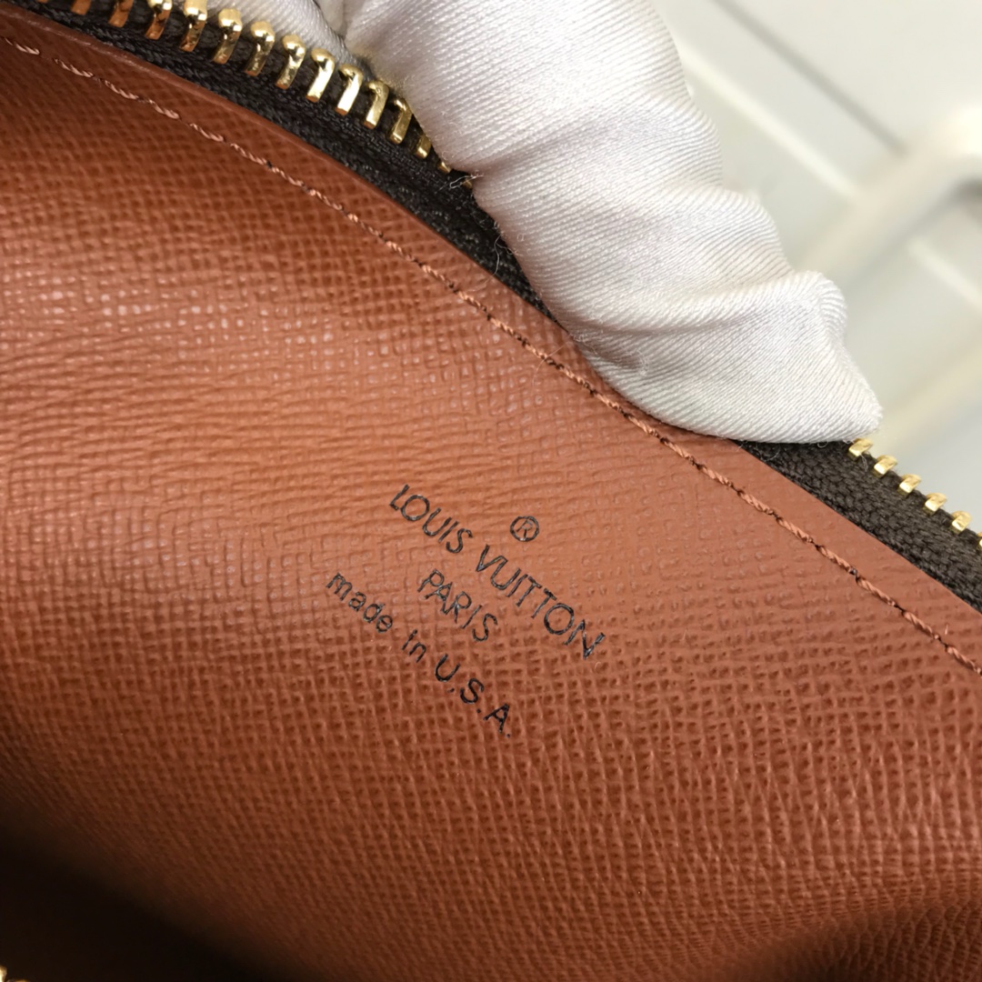 4cb765aeefb46.jpg