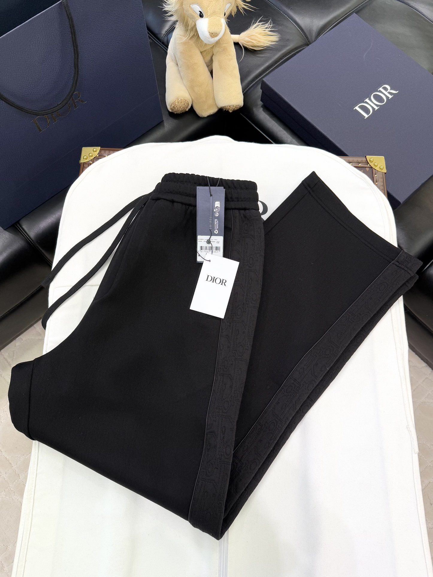 522a50ffd7835.jpg