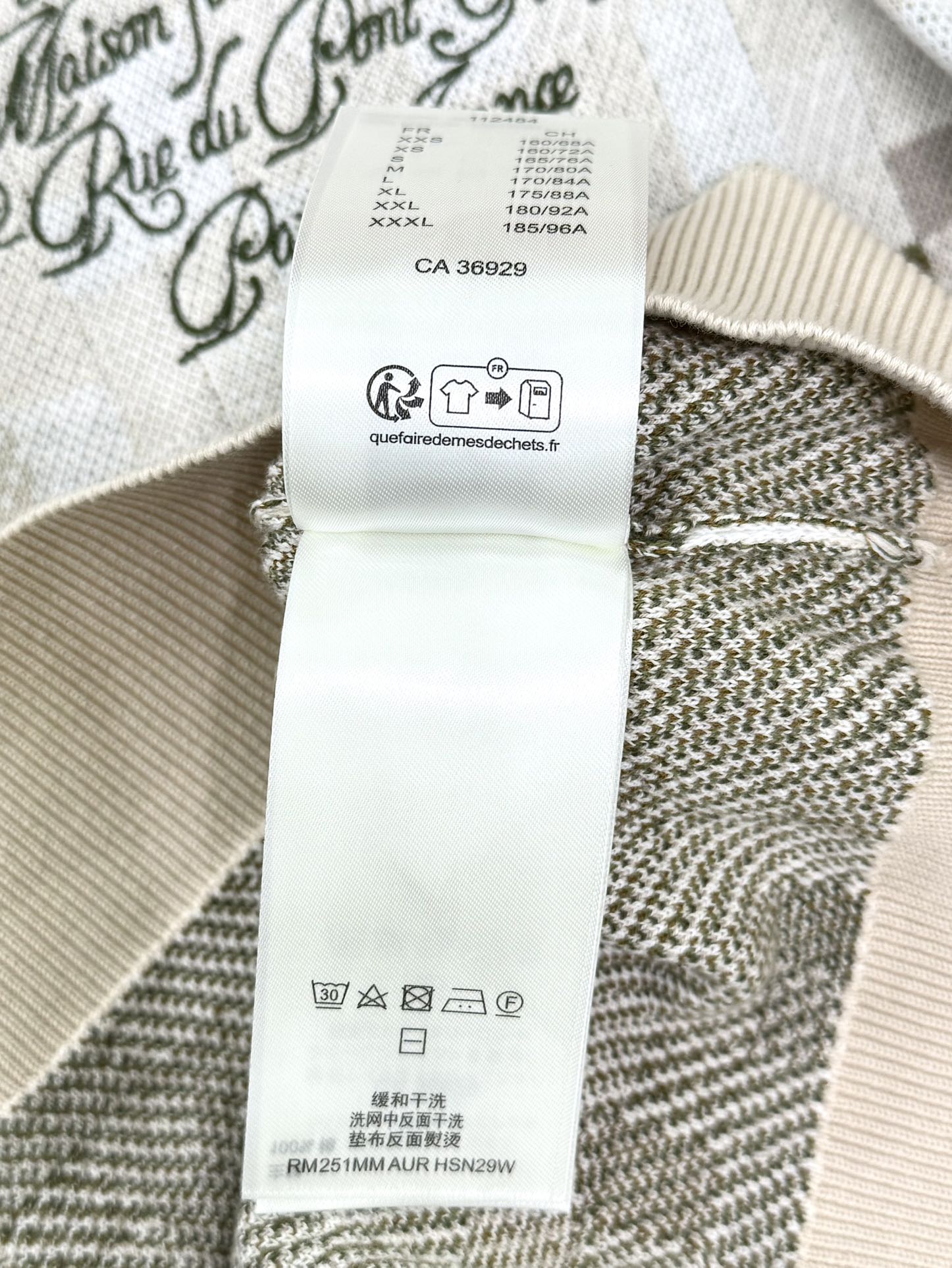 56f3944028a10.jpg
