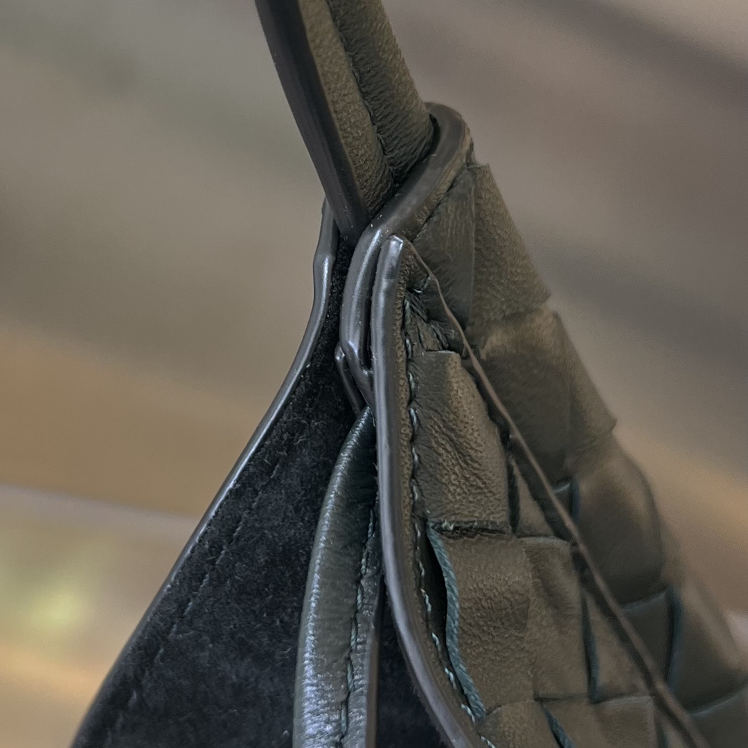 5aac629109c40.jpg