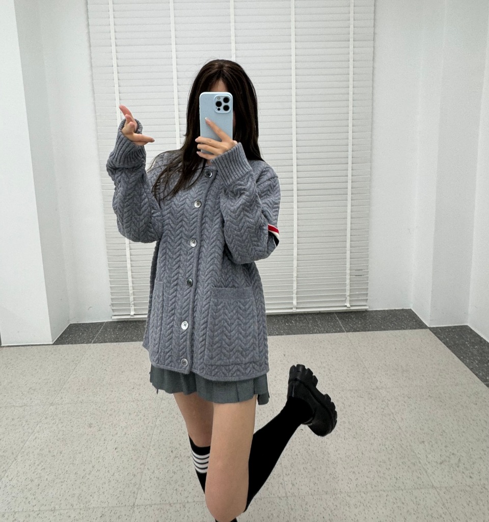 5cfe34b53b604.jpg