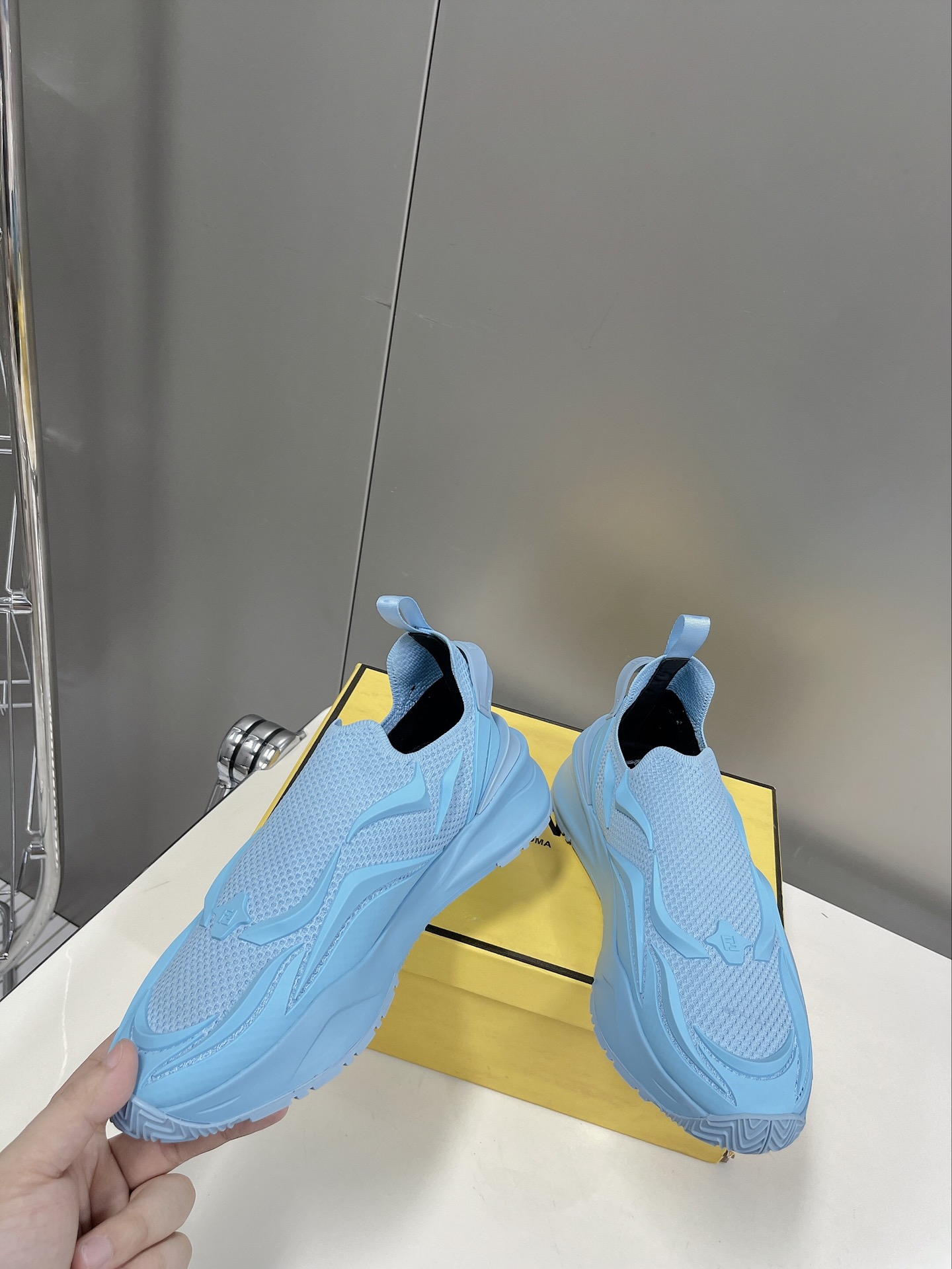 6813bd591713e.jpg