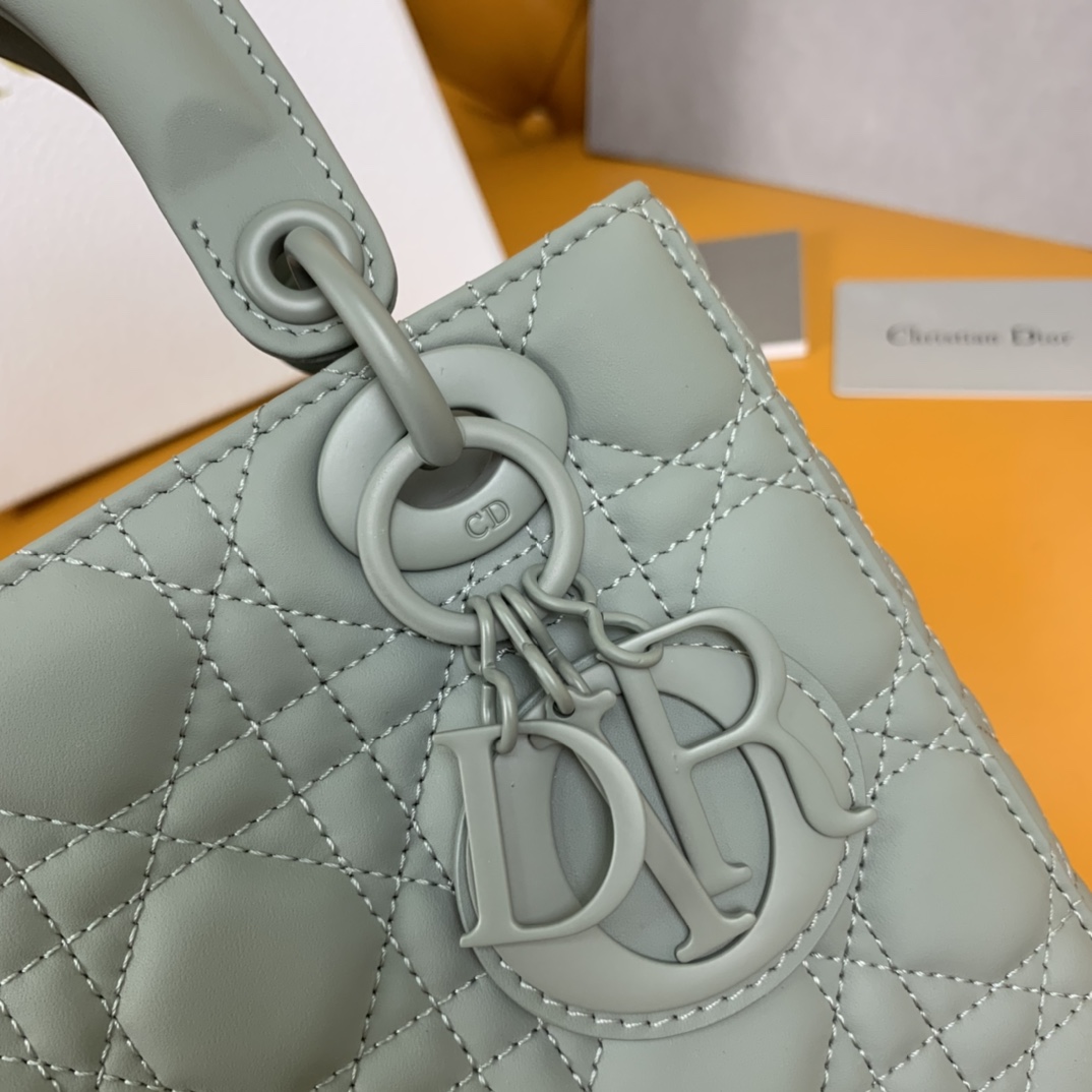 747cd3d92a9c0.jpg