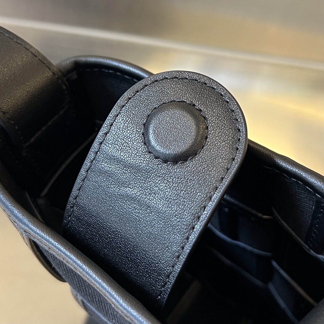 798042edd6dca.jpg