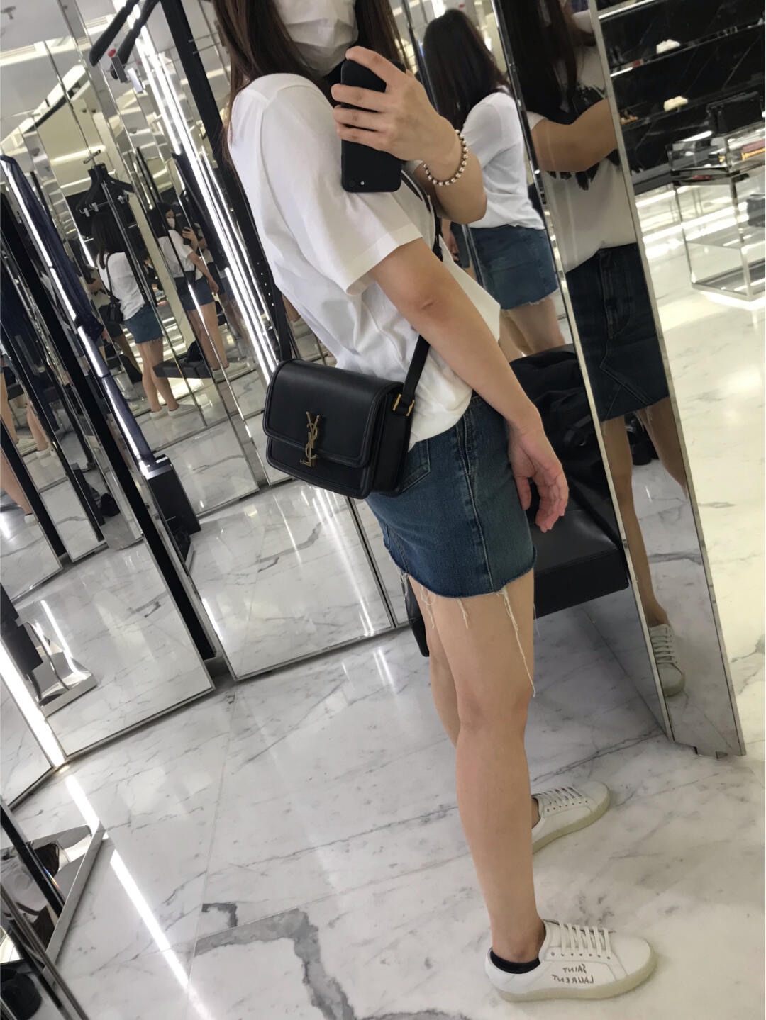 880859ac71e8a.jpg