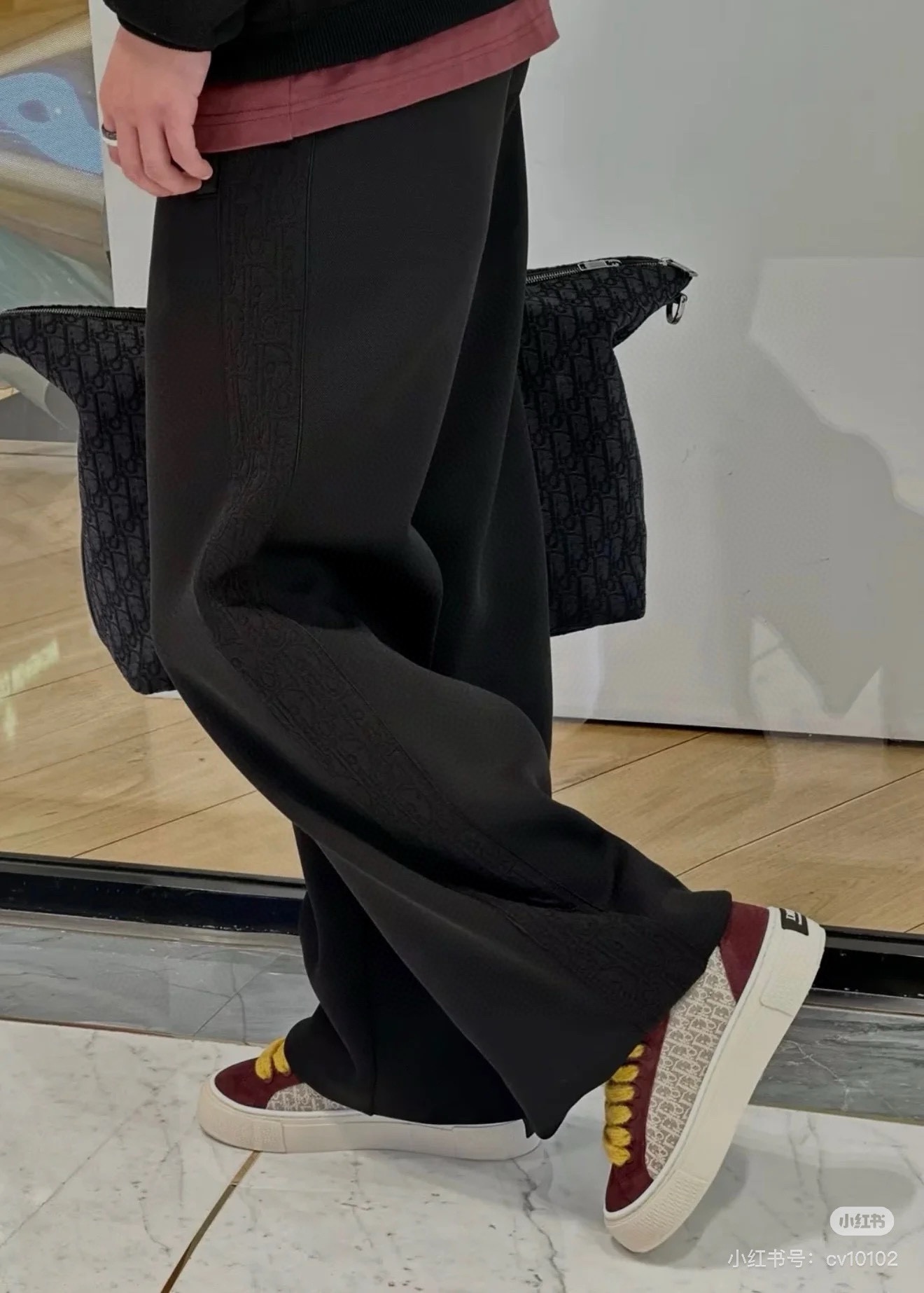 8941840265680.jpg