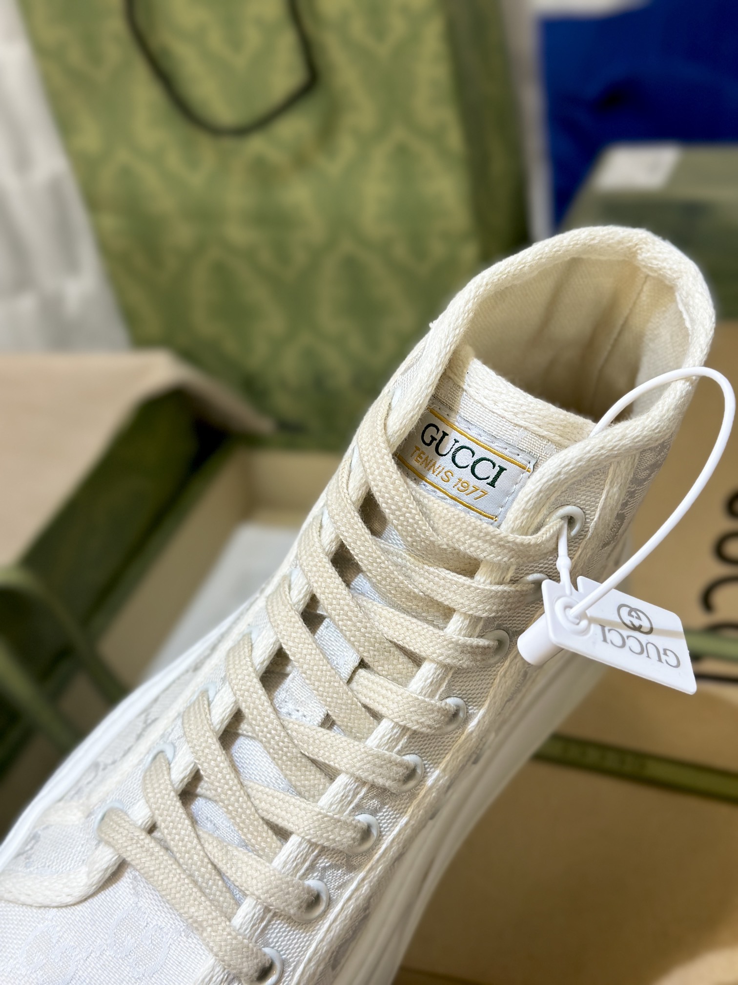 8f6d1458d5255.jpg