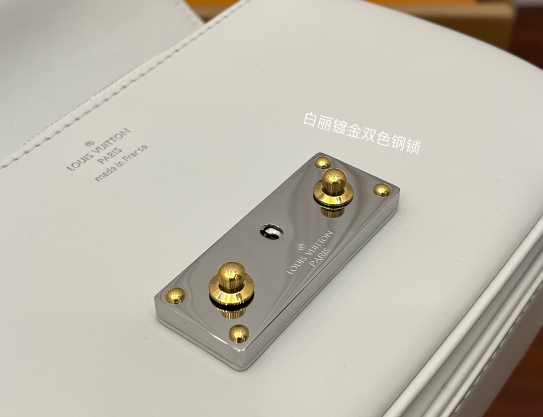 931631ac6bc1e.jpg