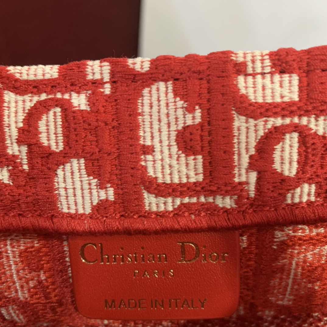 9759436eb6c43.jpg