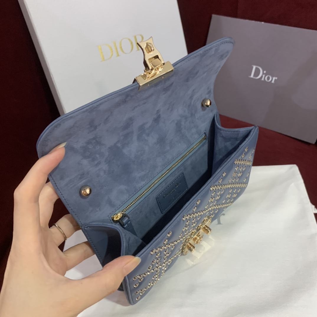 9d5194d7cb04e.jpg