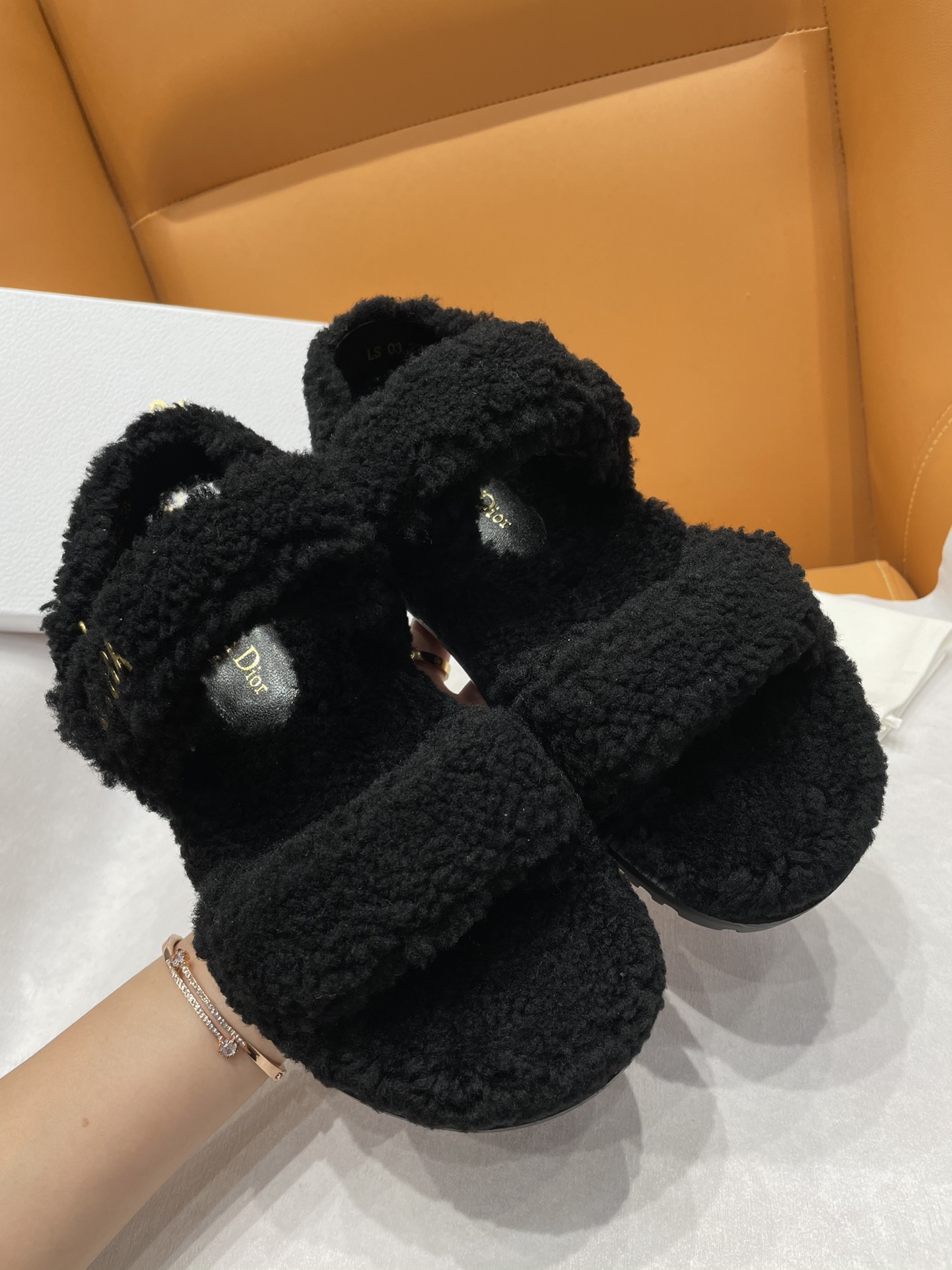 9f6fbebe4ef88.jpg