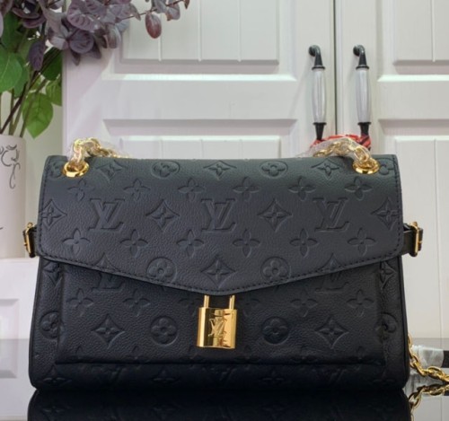[88공장] 루이비통 ANYTIME FLAP BAG 클러치(2color)