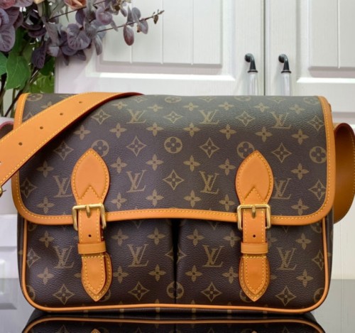 [88공장] 루이비통 Satchel 메신저백