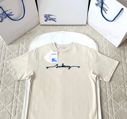 (AR 공장) BBR. 25ss 이니셜 자수 반팔