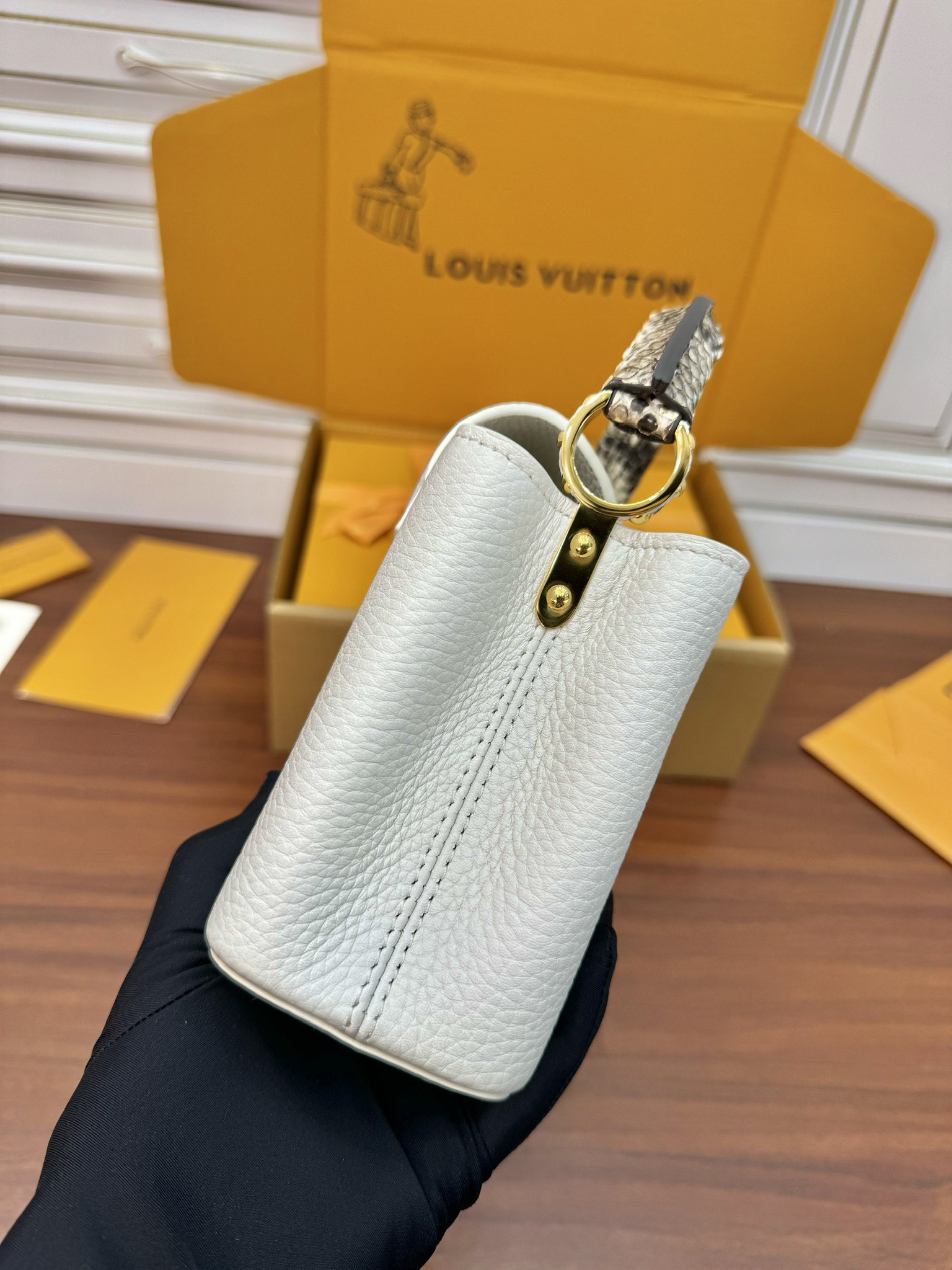 a7e5b525875d7.jpg
