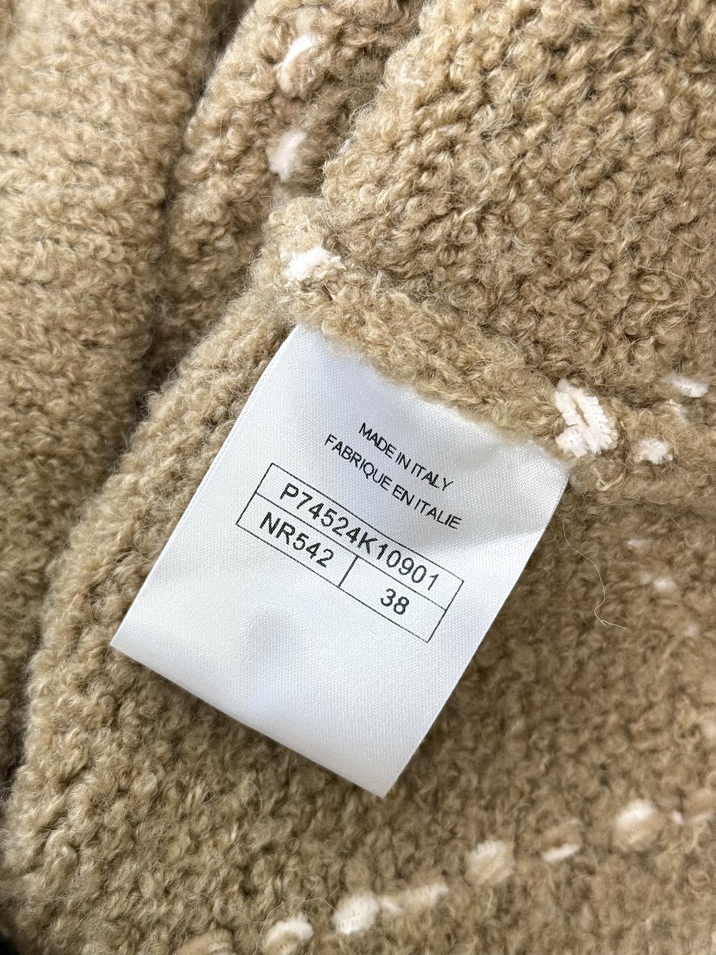 aa215f1588d19.jpg