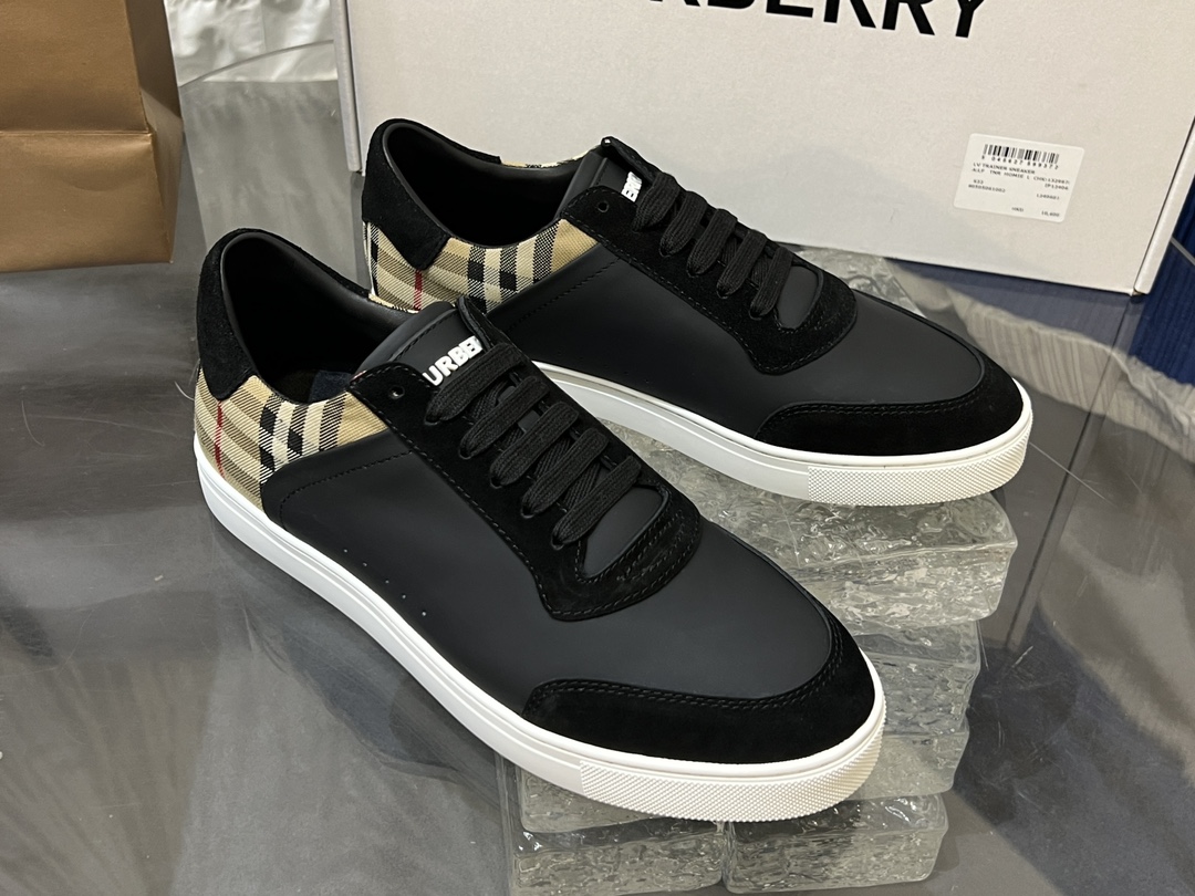 ac03bf9f156e4.jpg