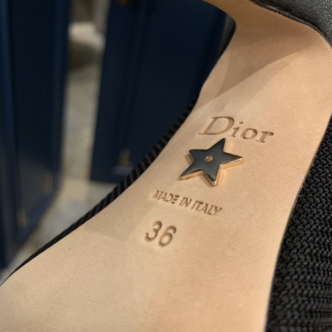 addf58f6894f7.jpg