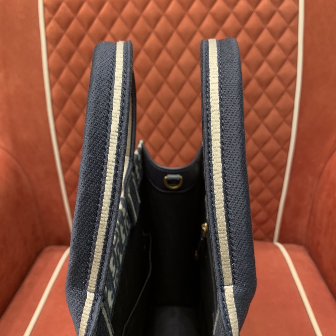 b825e913b017b.jpg
