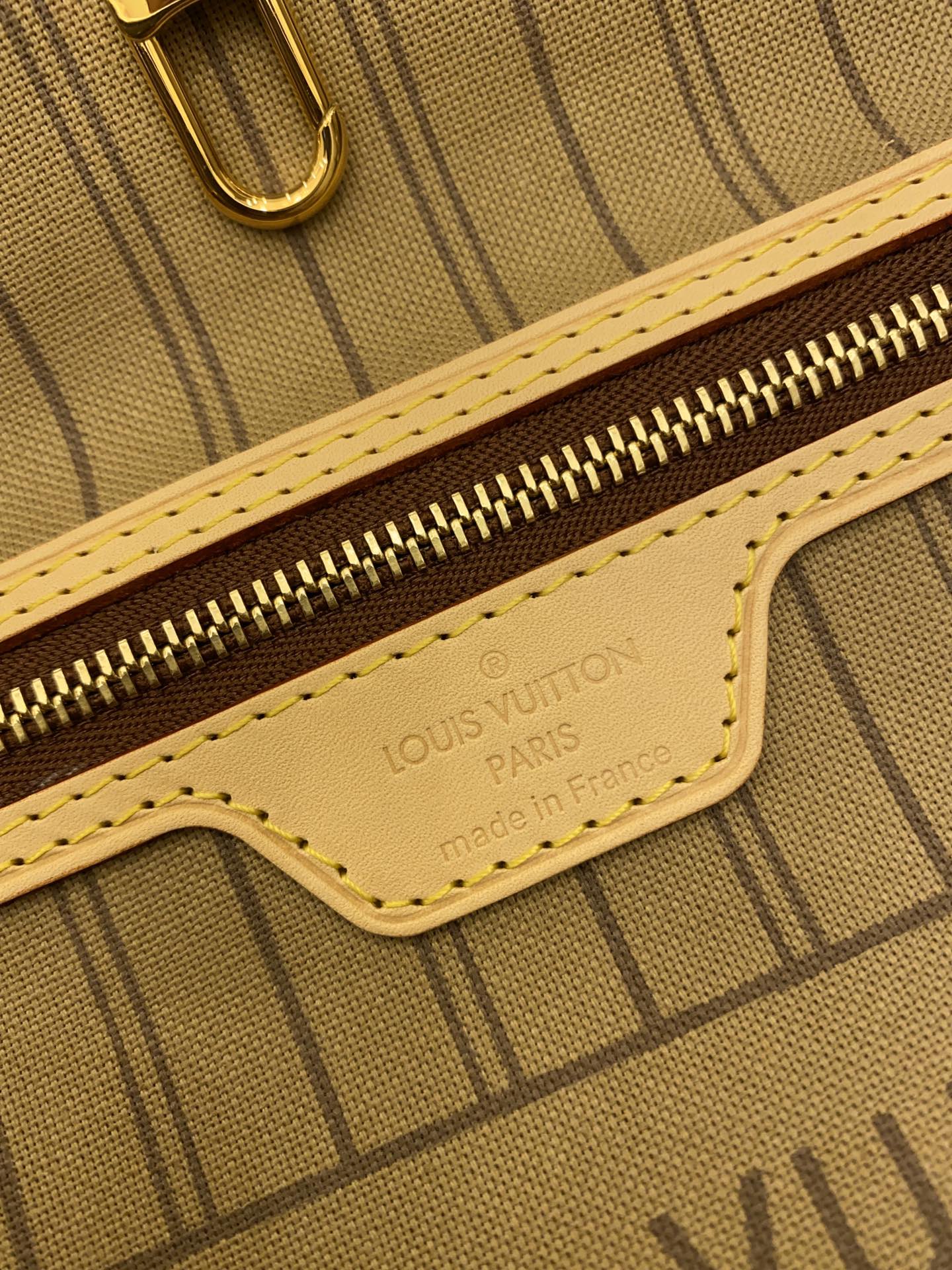 b8993cc55753b.jpg