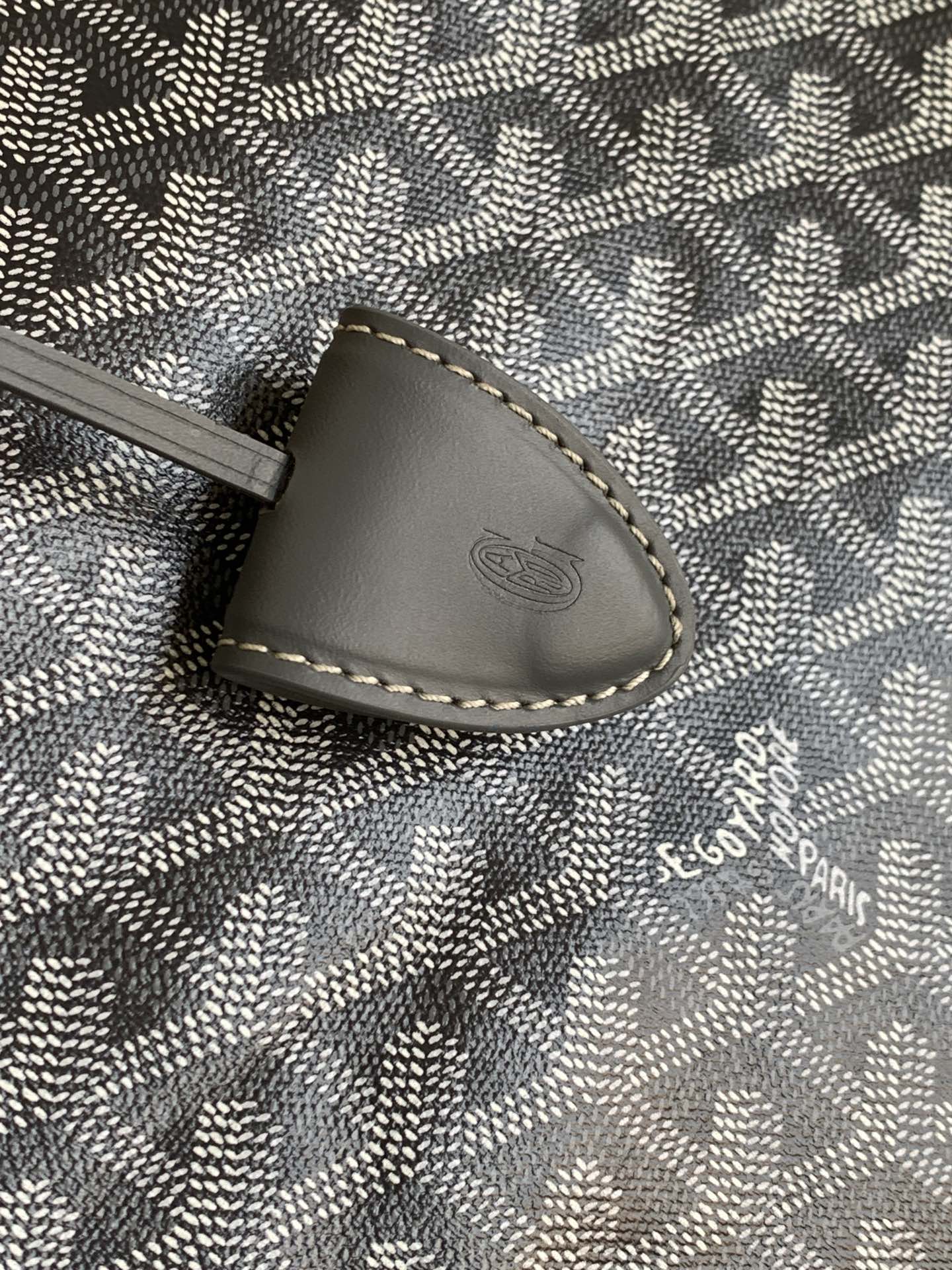c01ebc37200a6.jpg