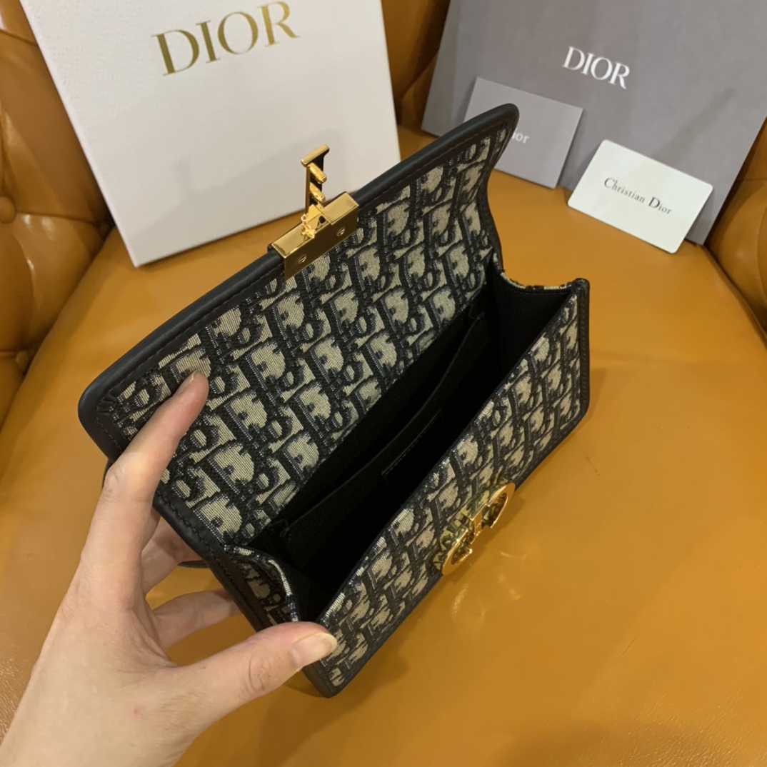c1e67deb82687.jpg