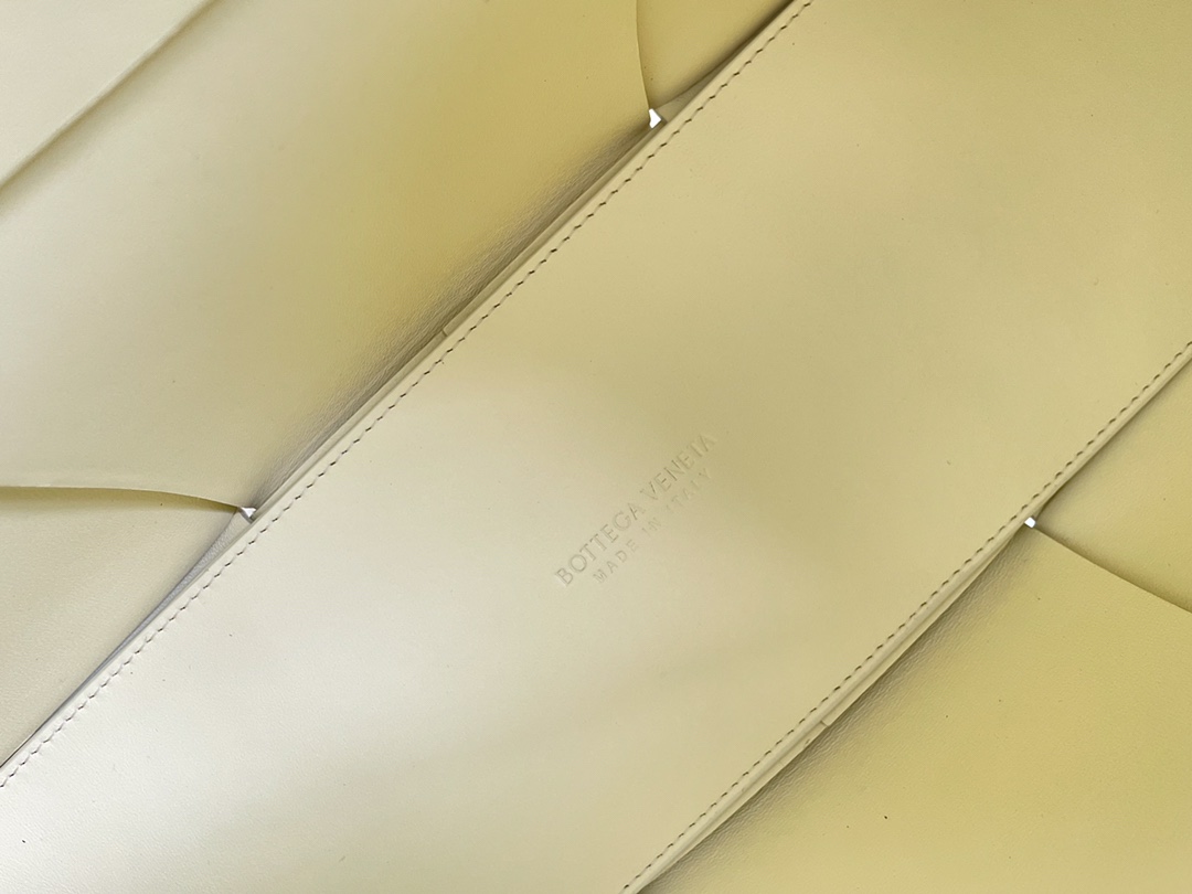 c6200a49863fe.jpg