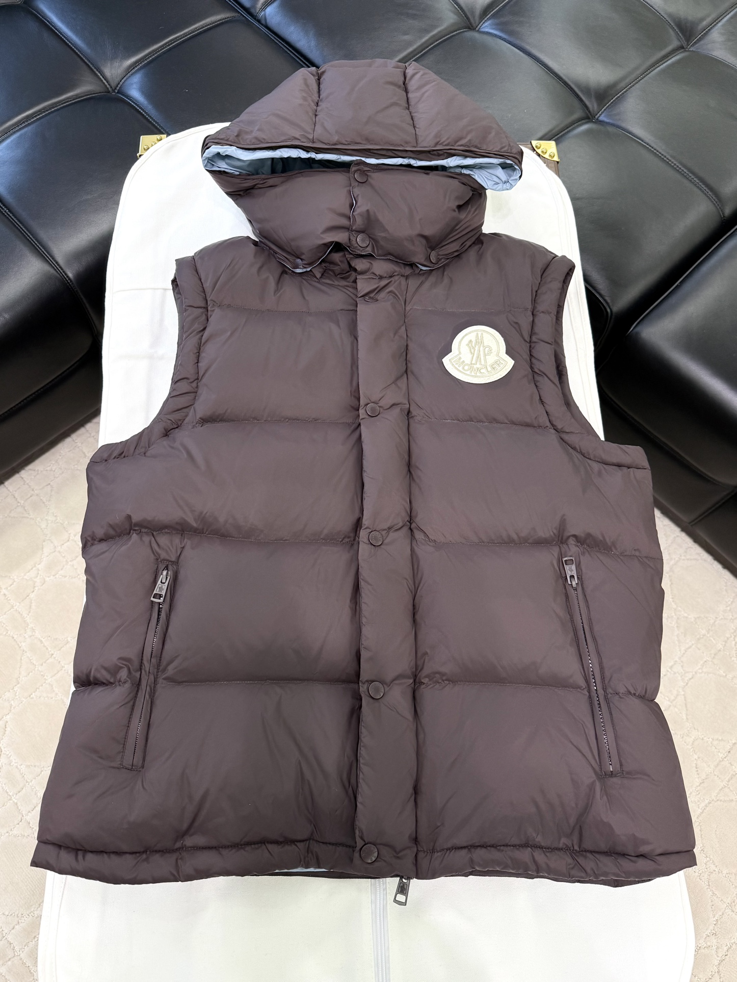 c70467796f592.jpg