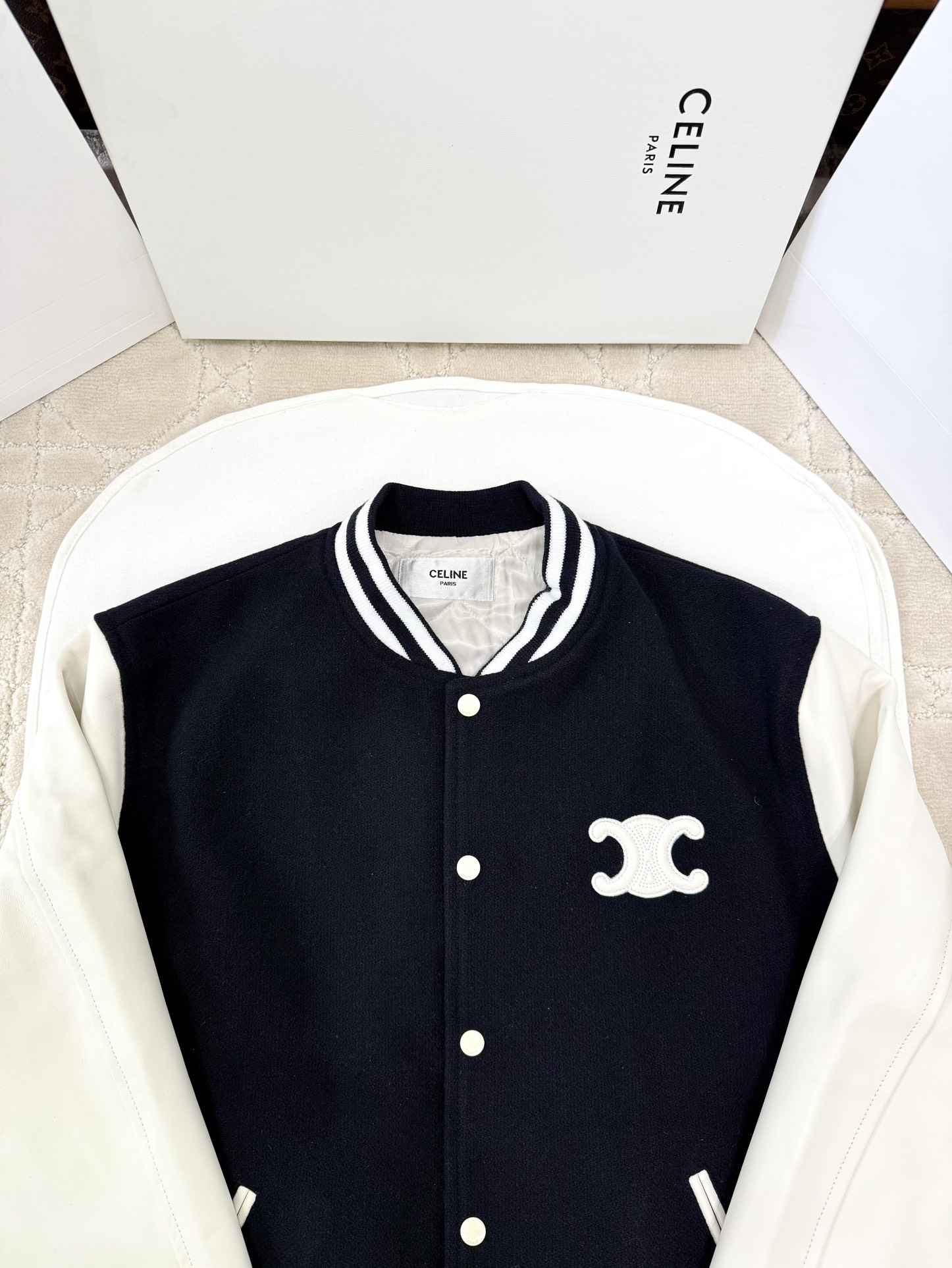 c82ef972d1b37.jpg