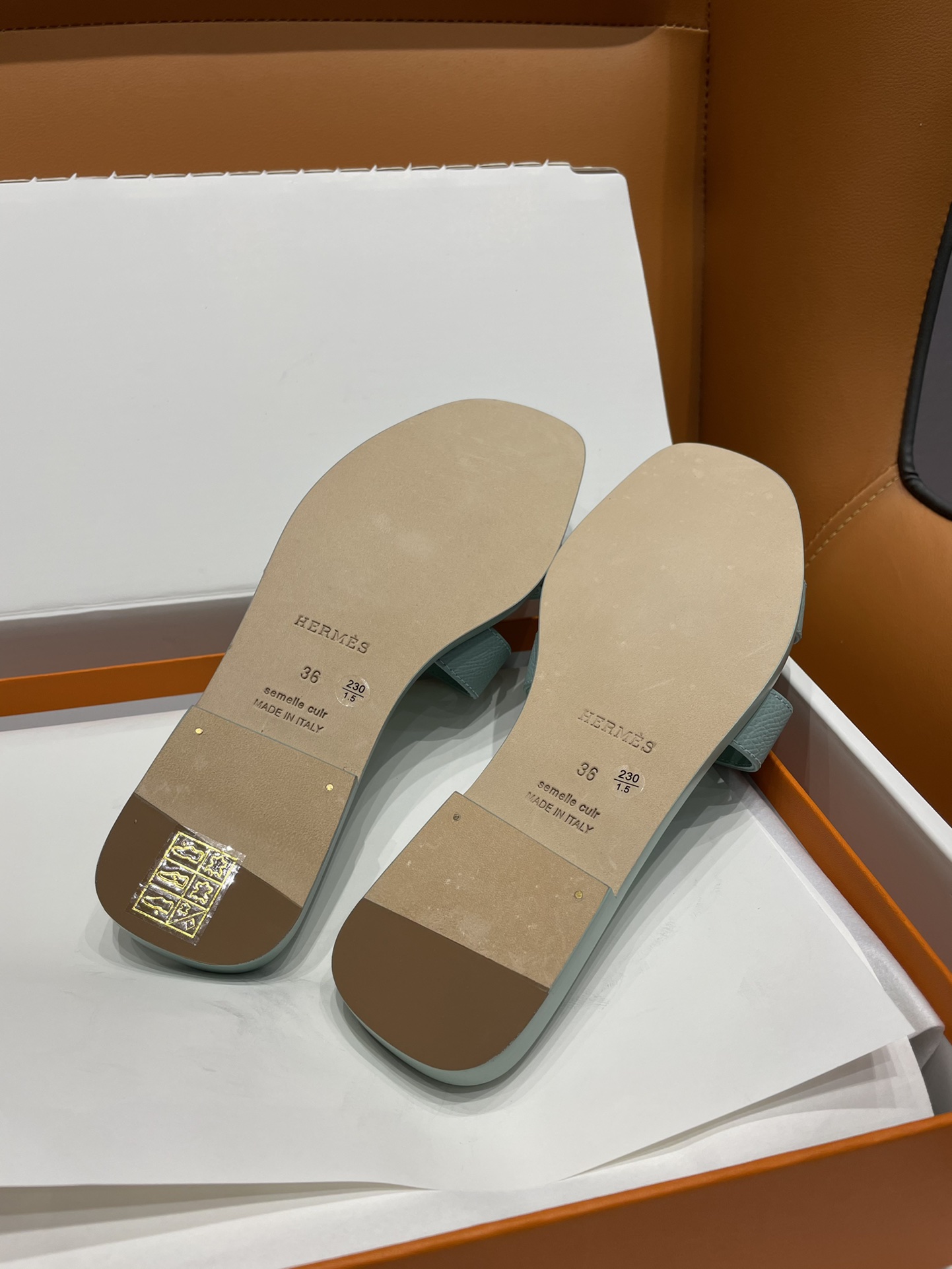 ca61002abfbb5.jpg