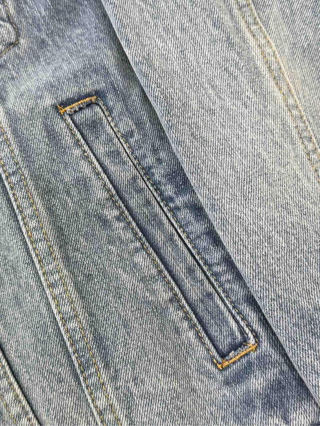 cedf53dbc711d.jpg
