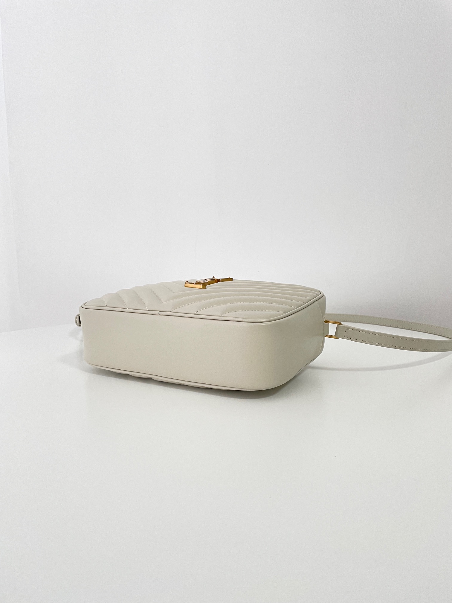d111990501aac.jpg