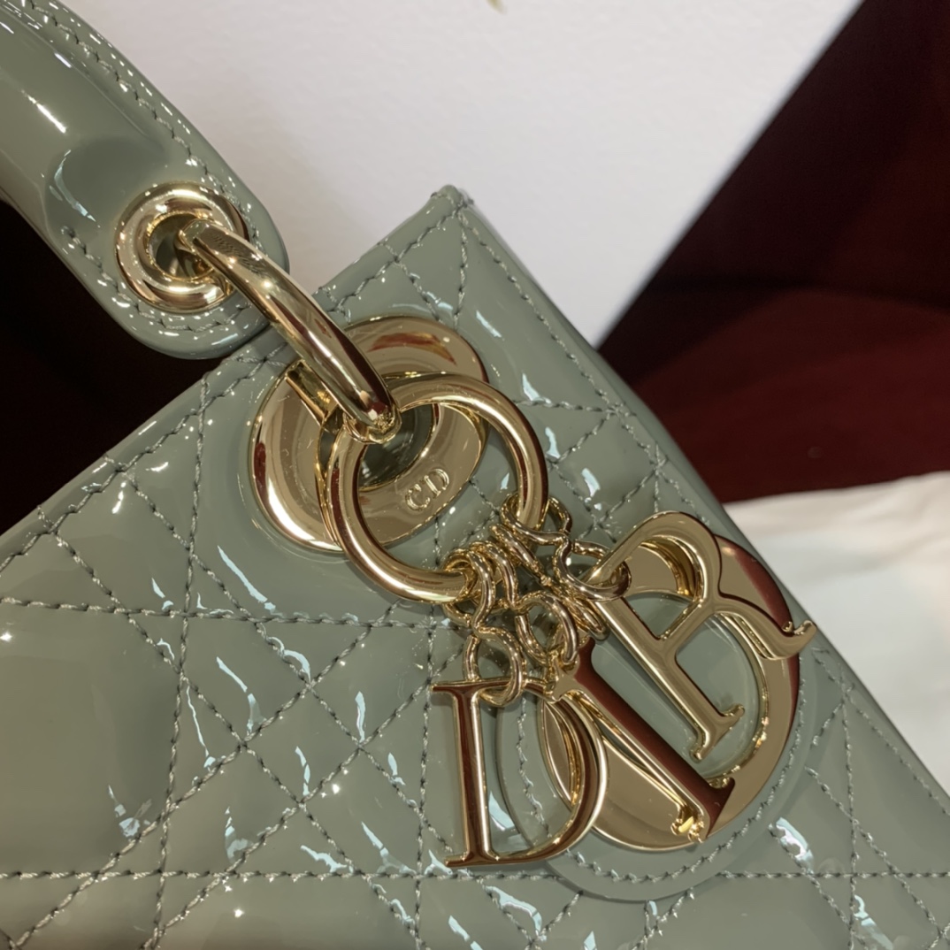 d451466c6c850.jpg