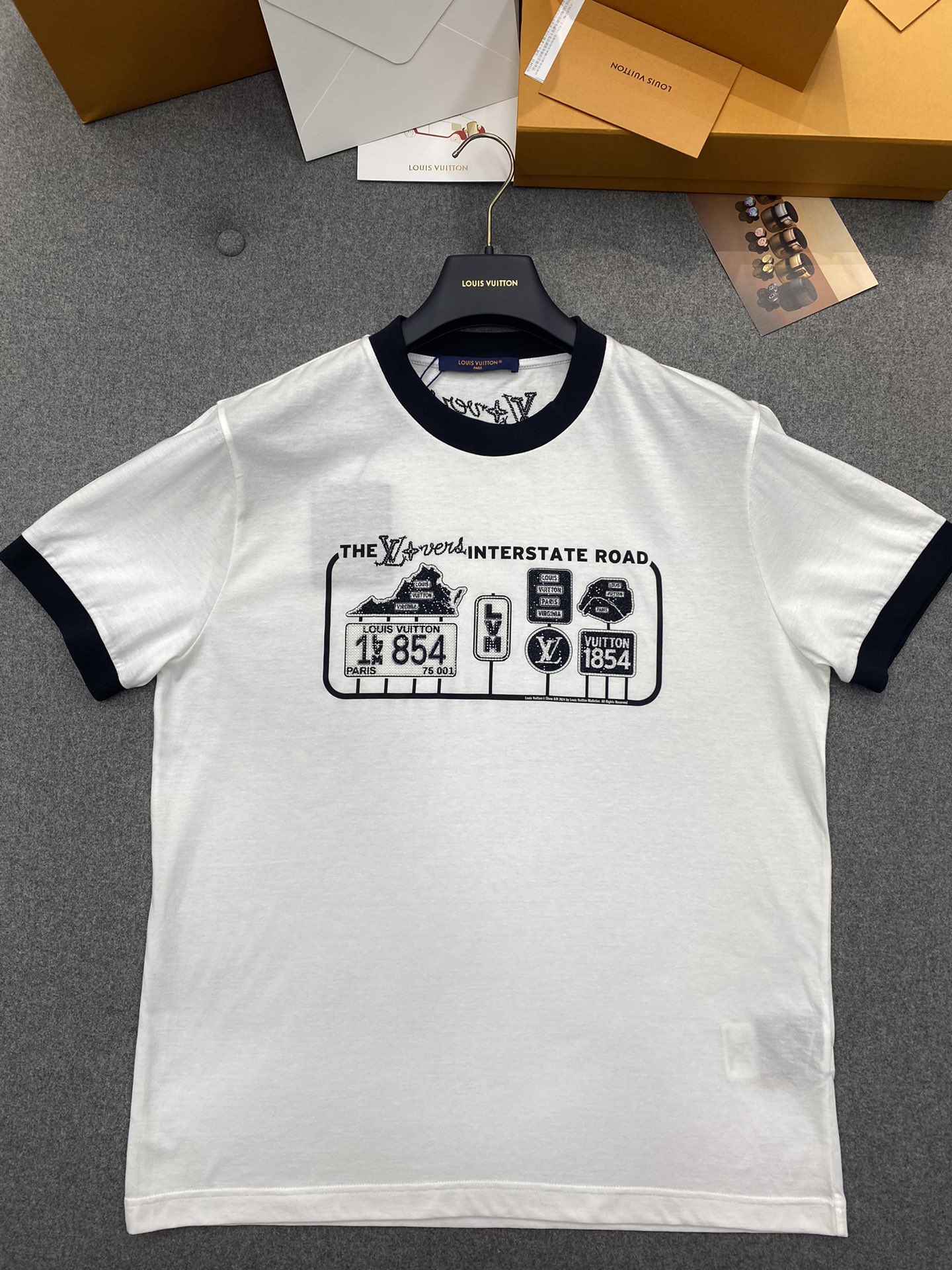 f0b963ab8c617.jpg