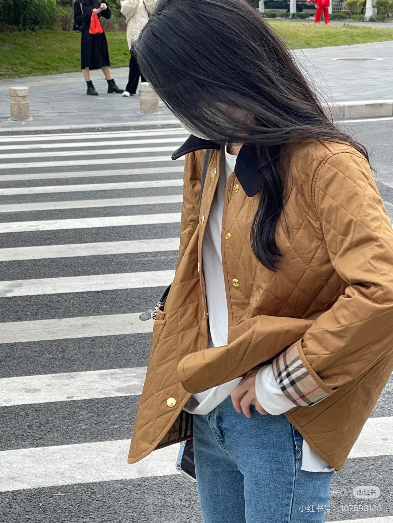 f2623960a64e2.jpg