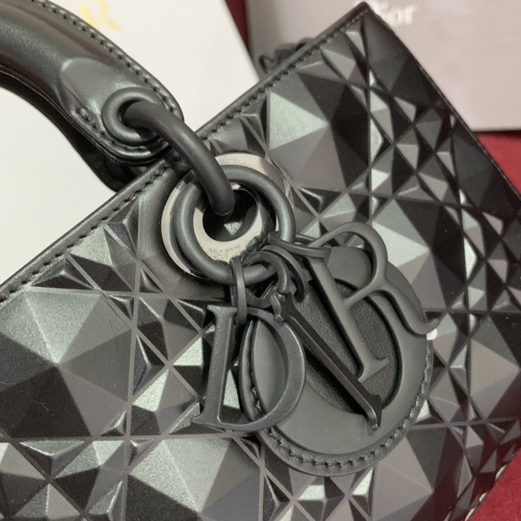 f77d425008f84.jpg