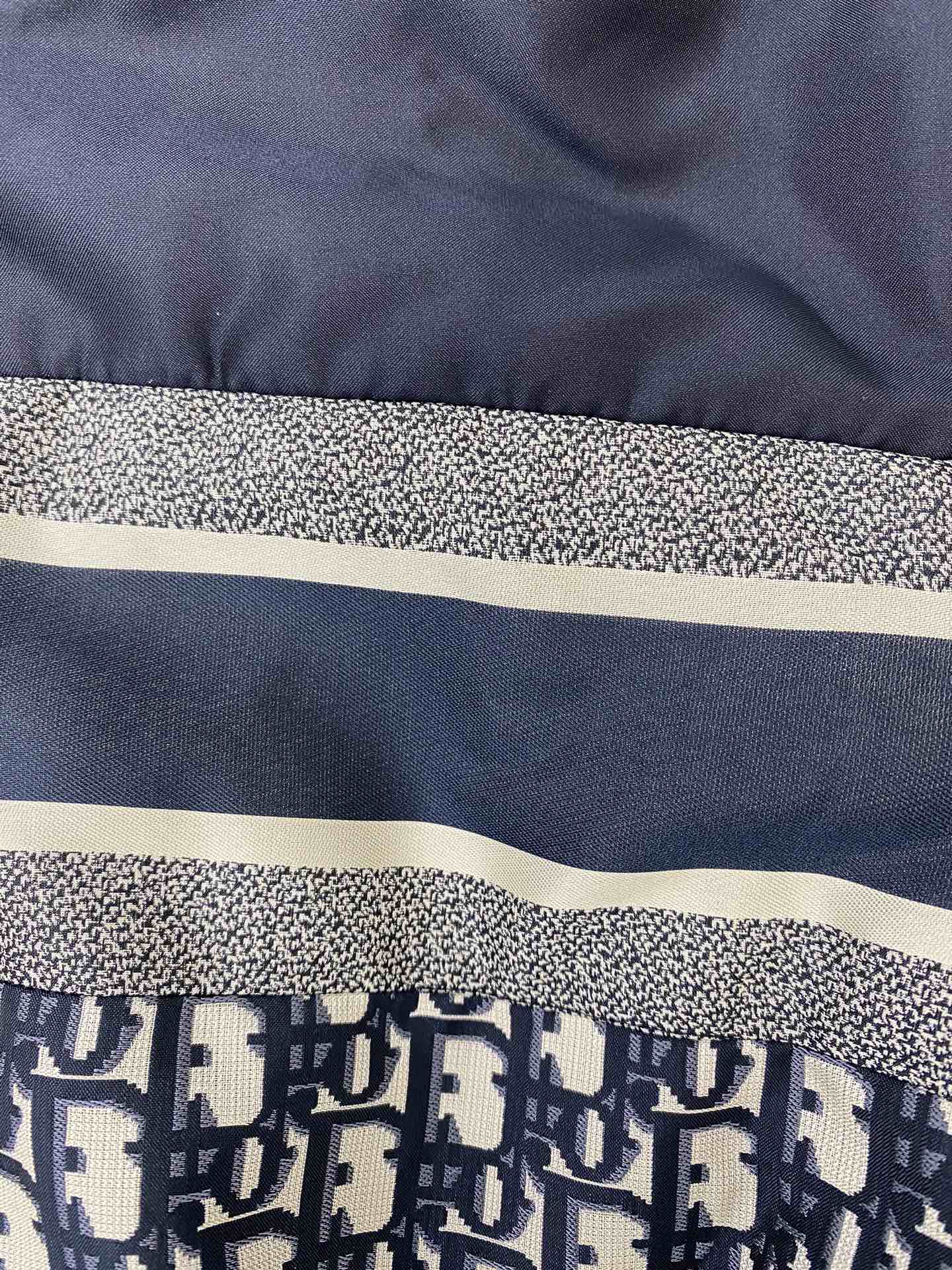 f881553b91432.jpg